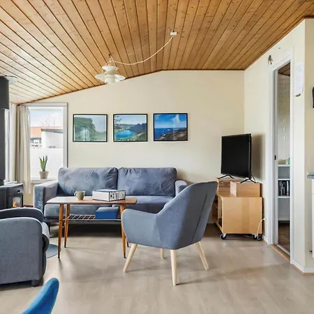 6818-allinge-madselokke-5-hus-65 * אלינגה