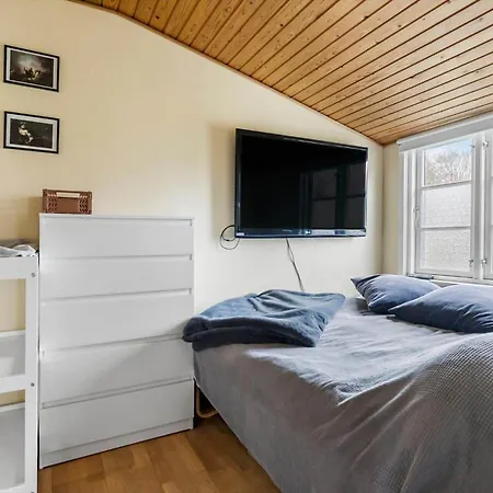 6818-allinge-madselokke-5-hus-65 בית נופש אלינגה